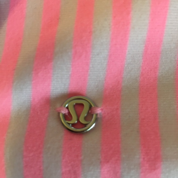 Lululemon Vinyasa Scarf Classic Stripe Pink & White - Picture 7 of 7